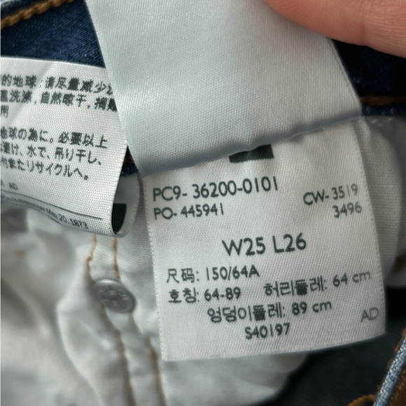 Levi's® Premium 501 Original Cropped Jeans - Picture 11 of 15